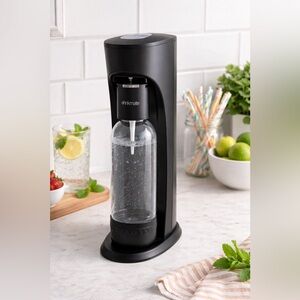 Drinkmate Sparkling Water Carbonator Machine Black With Bottle